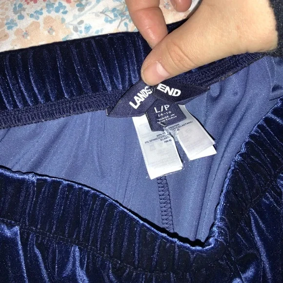 Lands' End Petite Large Navy Velvet elastic pants - Picture 3 of 3